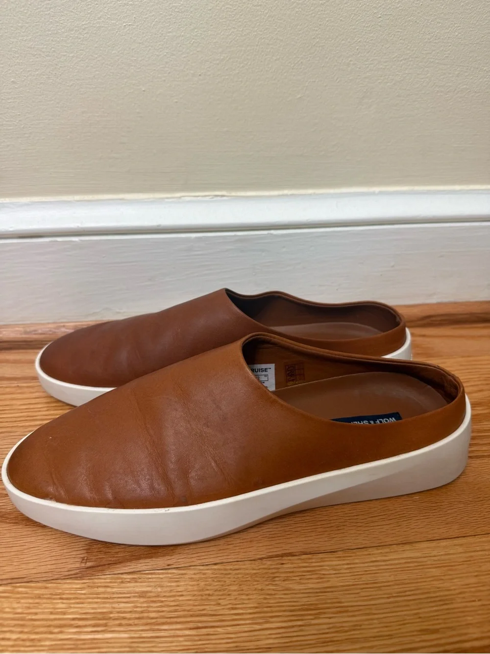 Wolf & Shepherd 9 Italian Leather Loafer Mule Memory Foam Cushion Comfy Luxury